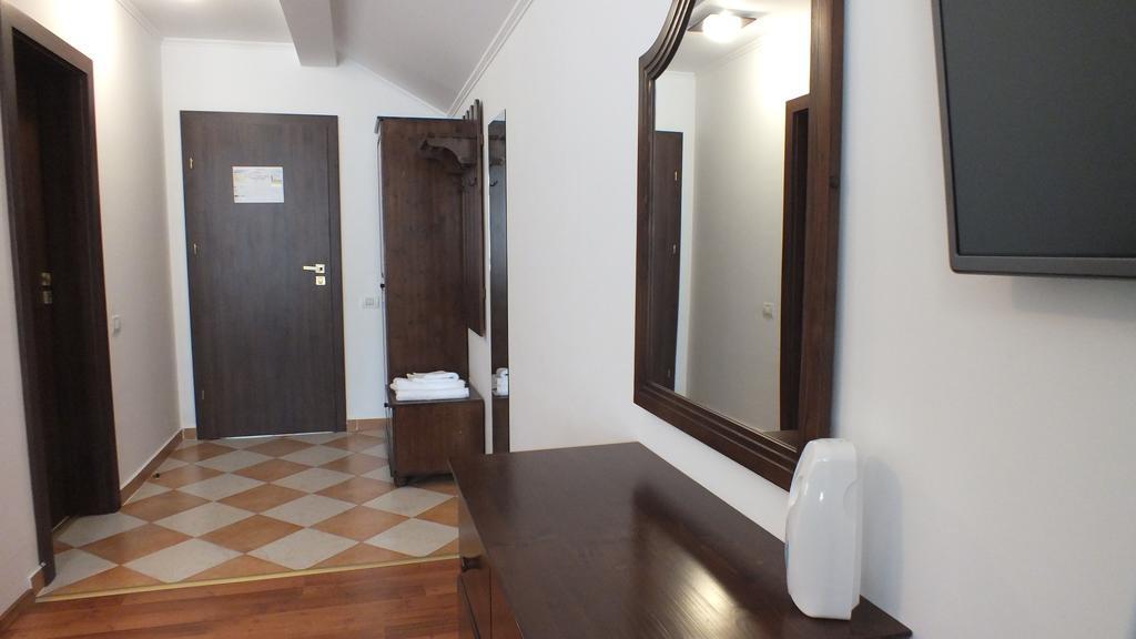 Hanul Cocosul Vitanesti Exterior foto